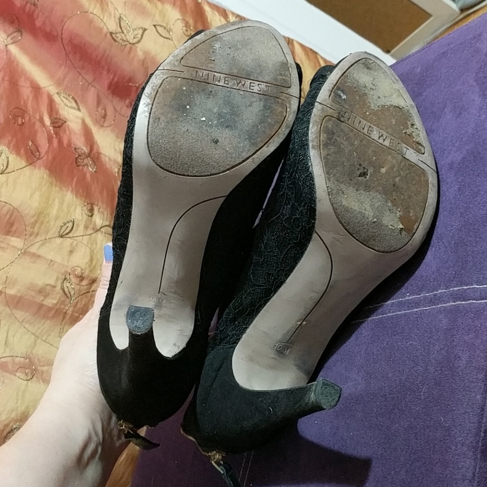 Shoes - Picture 5 of 5
